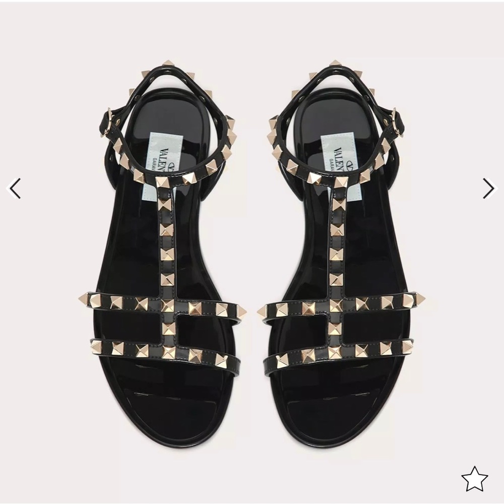 Valentino Garavani Rockstud Flat Rubber Sandals